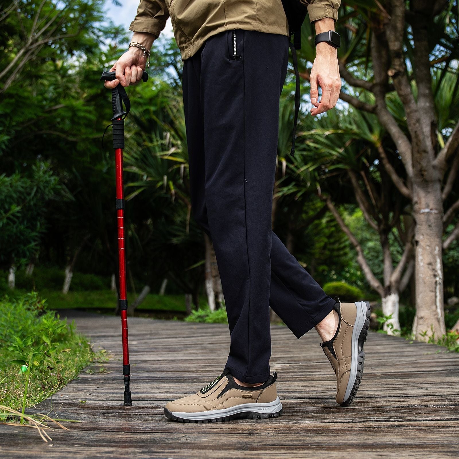 VERNOAN® – Ergonomsko oblikovani medicinski ortopedski čevlji, ki lajšajo bolečine v hrbtu, sklepih in nogah.